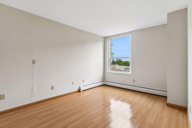 1425 W 28th Street 315, Minneapolis, MN 55408