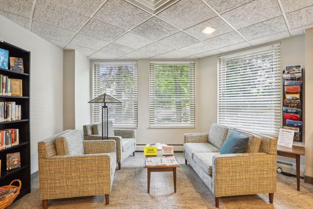 1425 W 28th Street 315, Minneapolis, MN 55408