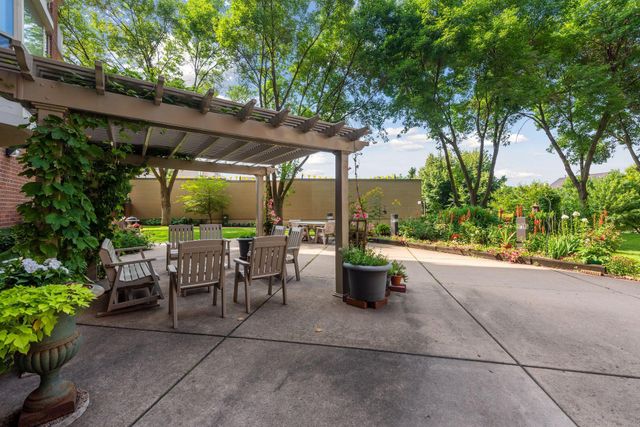 1425 W 28th Street 315, Minneapolis, MN 55408