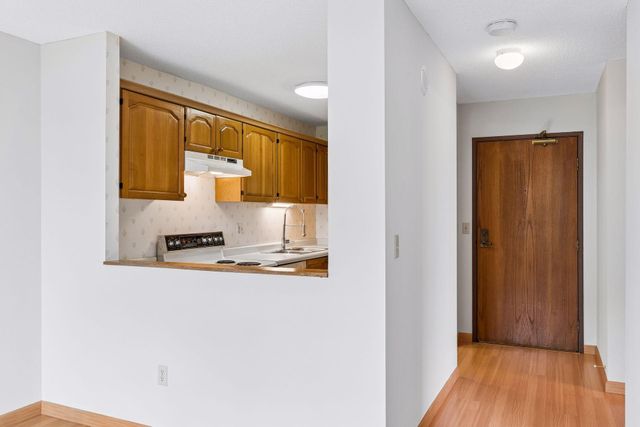 1425 W 28th Street 315, Minneapolis, MN 55408