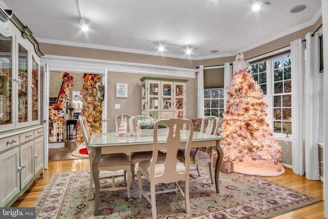 1709 COUNTRY MANOR DR, York, PA 17408