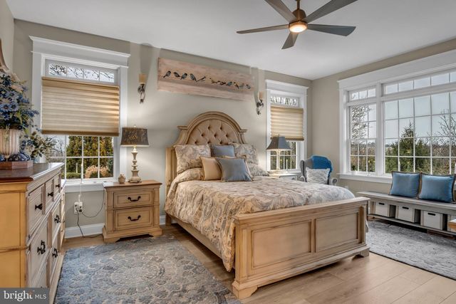 1709 COUNTRY MANOR DR, York, PA 17408