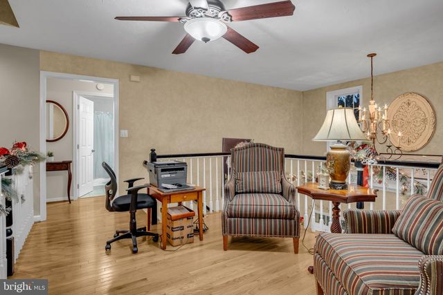 1709 COUNTRY MANOR DR, York, PA 17408