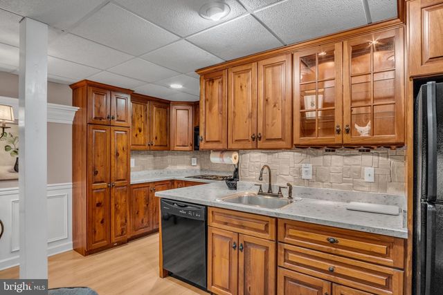 1709 COUNTRY MANOR DR, York, PA 17408