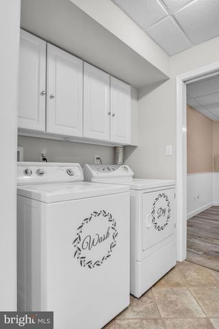 1709 COUNTRY MANOR DR, York, PA 17408