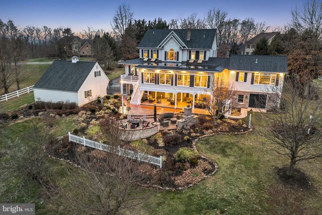 1709 COUNTRY MANOR DR, York, PA 17408