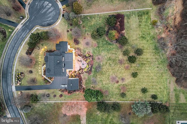 1709 COUNTRY MANOR DR, York, PA 17408