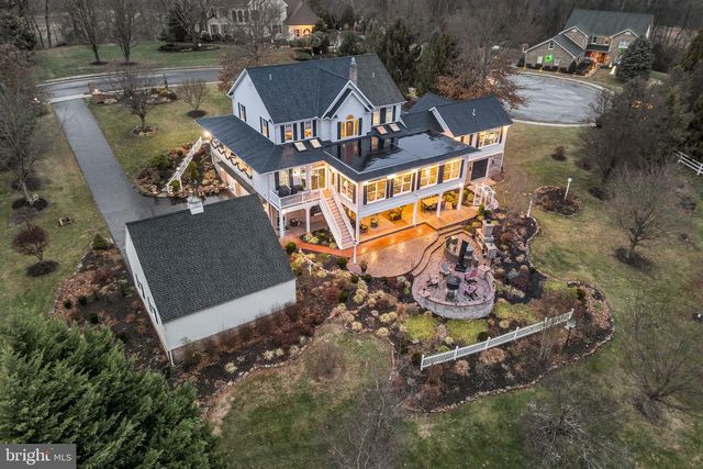 1709 COUNTRY MANOR DR, York, PA 17408