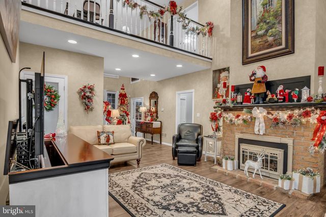 1709 COUNTRY MANOR DR, York, PA 17408