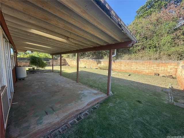 98-1266 Neki Street, Aiea, HI 96701