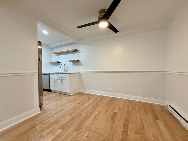 5037 N East River Road 1B, Norridge, IL 60706