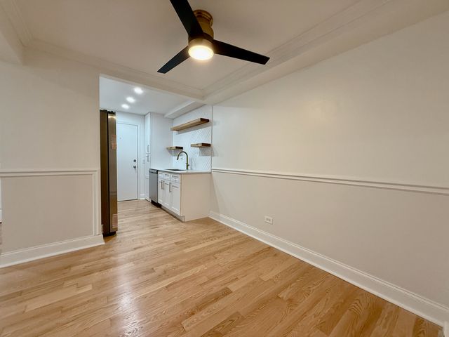 5037 N East River Road 1B, Norridge, IL 60706