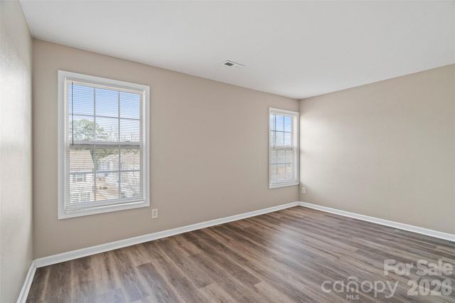 1134 Plaza Walk Drive, Charlotte, NC 28215