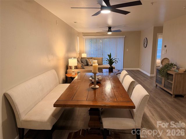 1134 Plaza Walk Drive, Charlotte, NC 28215