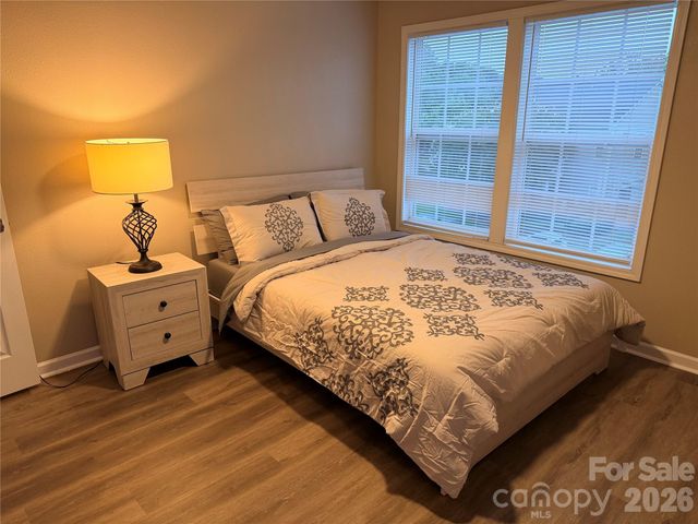 1134 Plaza Walk Drive, Charlotte, NC 28215