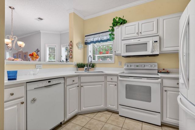 750 Charter Dr Unit E5, Longs, SC 29568