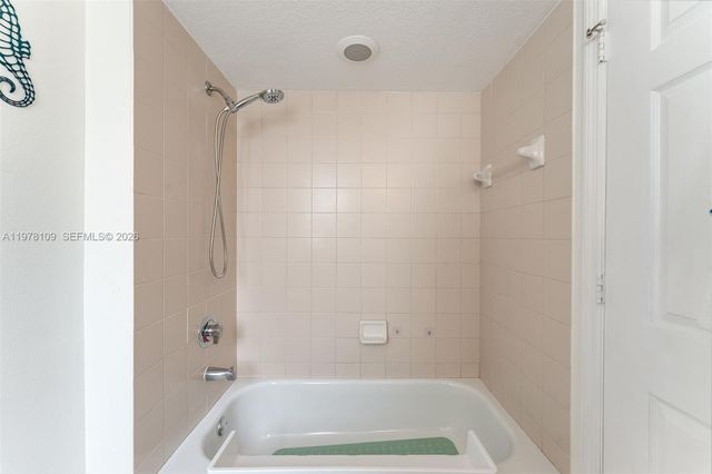 630 85th St 205, Miami Beach, FL 33141