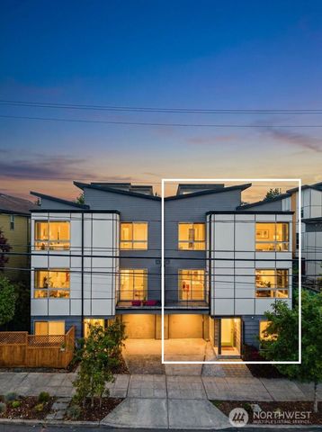 4767 35th Avenue S, Seattle, WA 98118