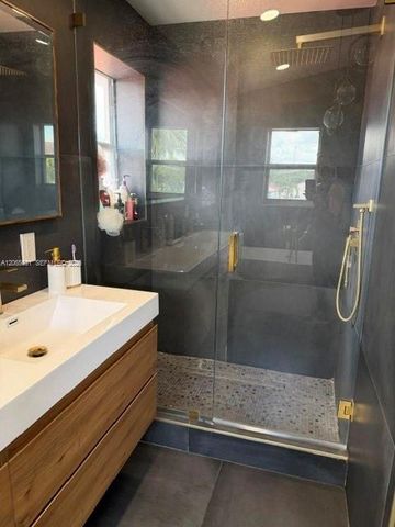 4959 SW 33rd Way, Hollywood, FL 33312