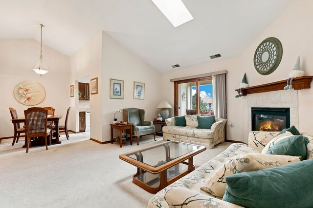 6559 Pine Lake Drive 3, Tinley Park, IL 60477