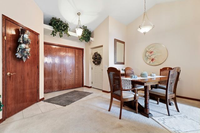 6559 Pine Lake Drive 3, Tinley Park, IL 60477