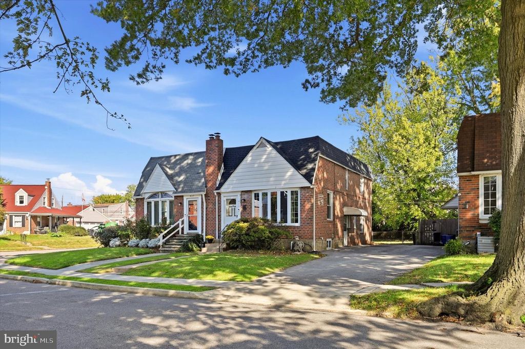 425 WEST RD, Ridley Park, PA 19078