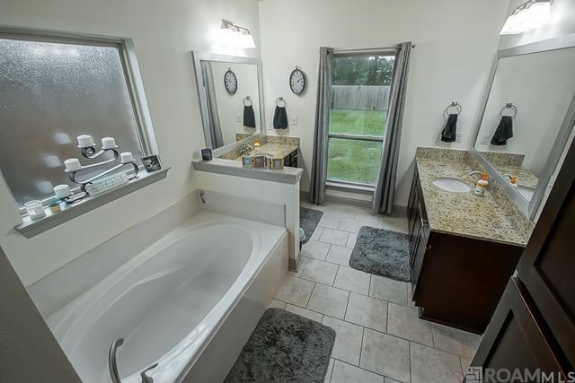 8614 Sandpiper Street, Denham Springs, LA 70706