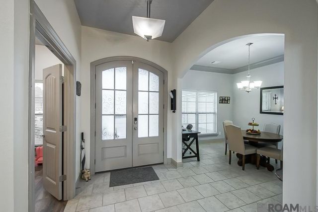 8614 Sandpiper Street, Denham Springs, LA 70706