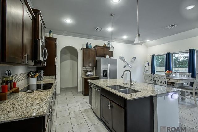 8614 Sandpiper Street, Denham Springs, LA 70706