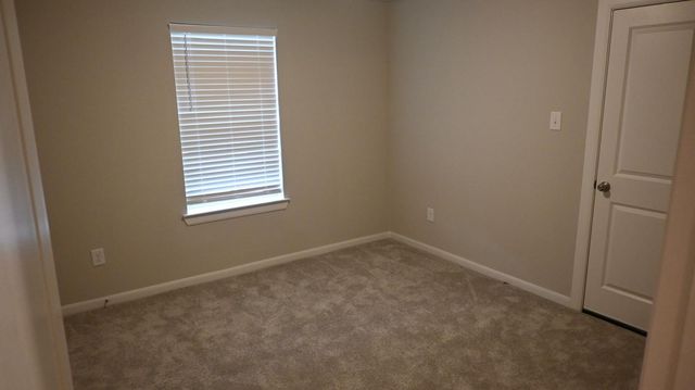 127 Winged Elm Ct, Conroe, TX 77318