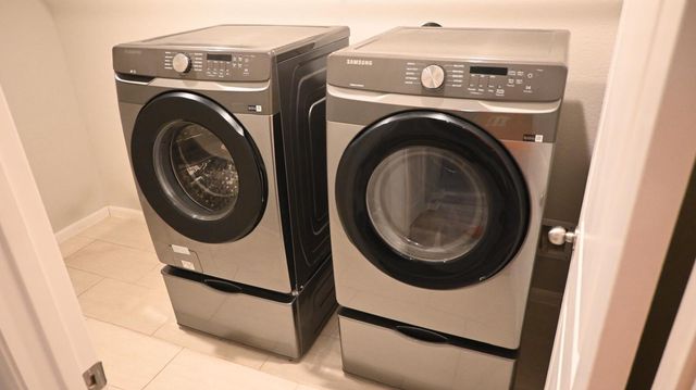 127 Winged Elm Ct, Conroe, TX 77318