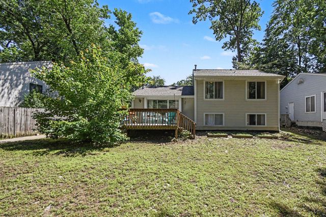 859 Summer Creek Court SE, Grand Rapids, MI 49508