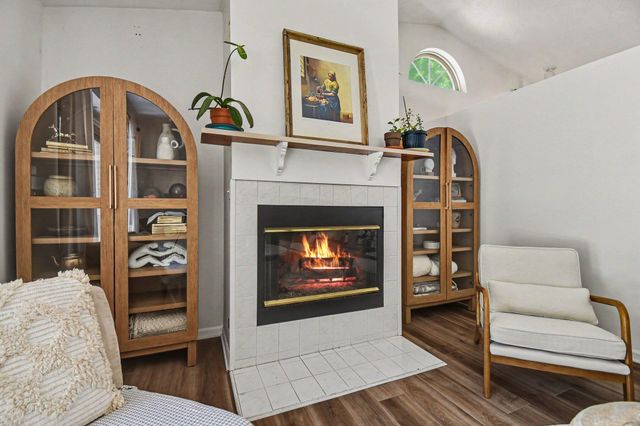 859 Summer Creek Court SE, Grand Rapids, MI 49508