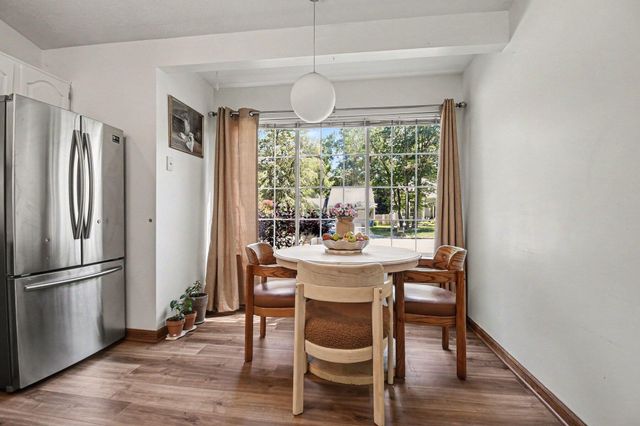 859 Summer Creek Court SE, Grand Rapids, MI 49508
