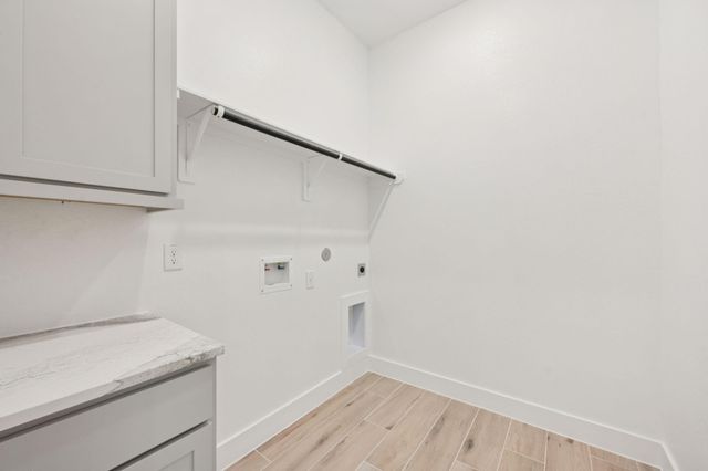 26022 S Outrider Banks, Montgomery, TX 77316
