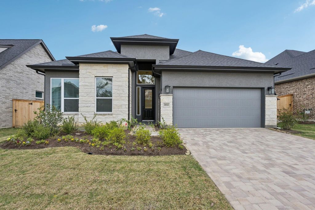 26022 S Outrider Banks, Montgomery, TX 77316