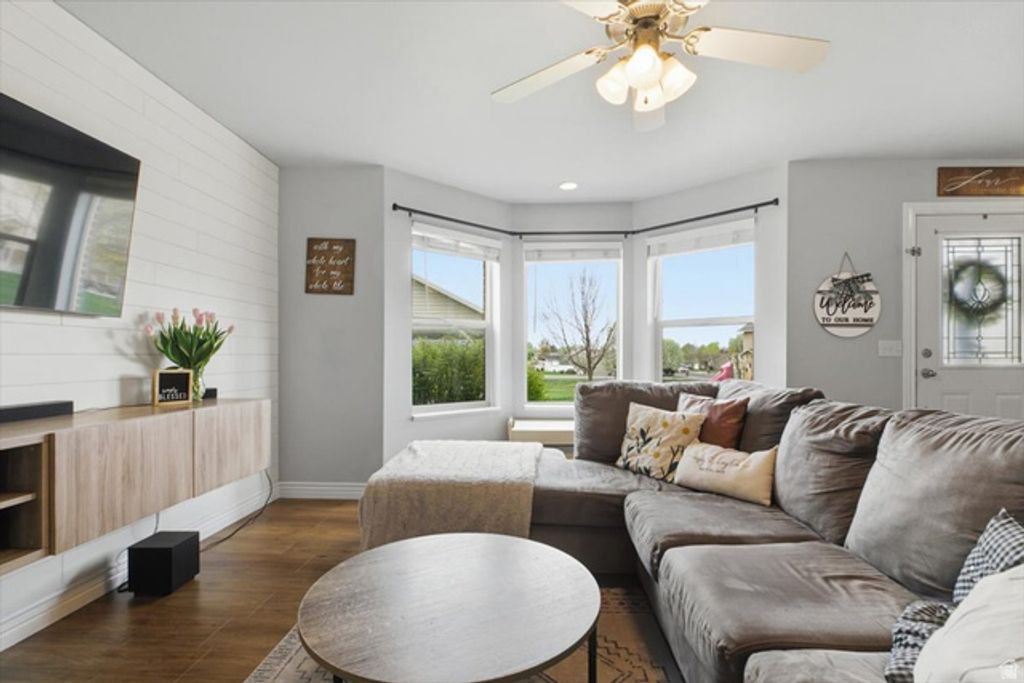 Image 5 of property listing at 101 E 630 N #24, Smithfield, UT 84335