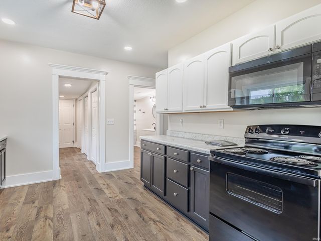 5909 N Lincoln Street, Uniondale, IN 46791