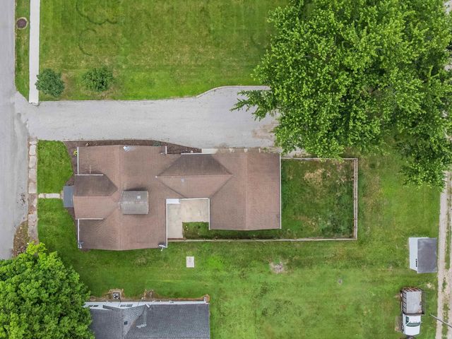 5909 N Lincoln Street, Uniondale, IN 46791
