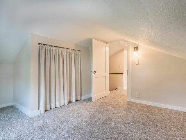 5909 N Lincoln Street, Uniondale, IN 46791