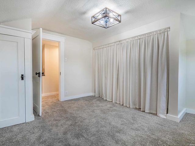 5909 N Lincoln Street, Uniondale, IN 46791