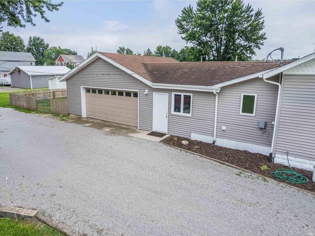 5909 N Lincoln Street, Uniondale, IN 46791