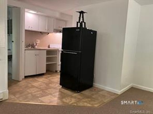 10 Old Waterbury Road 3, Middlebury, CT 06762