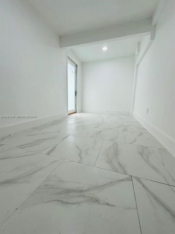 2320 SW 44th St A, Fort Lauderdale, FL 33312
