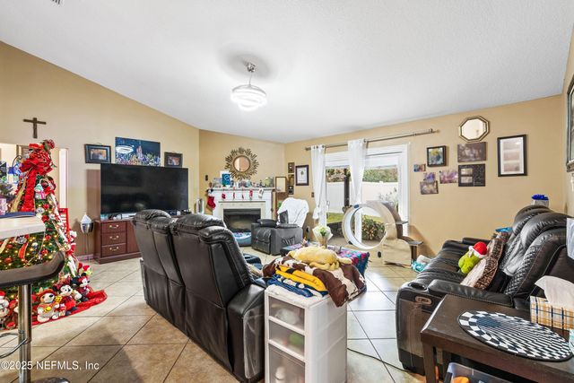 6417 SKYLER JEAN Drive, Jacksonville, FL 32244