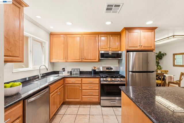 38 KINGS COURT, Bay Point, CA 94565