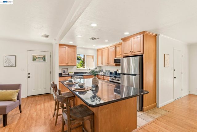 38 KINGS COURT, Bay Point, CA 94565