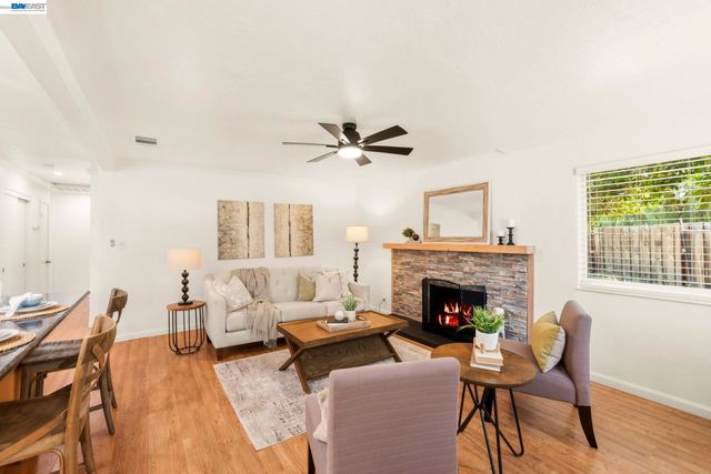 38 KINGS COURT, Bay Point, CA 94565