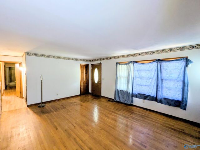 4705 Joe Davis Drive, Decatur, AL 35603