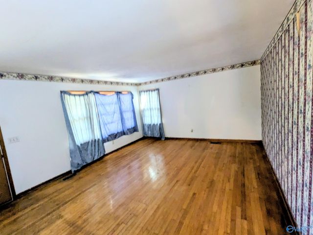 4705 Joe Davis Drive, Decatur, AL 35603